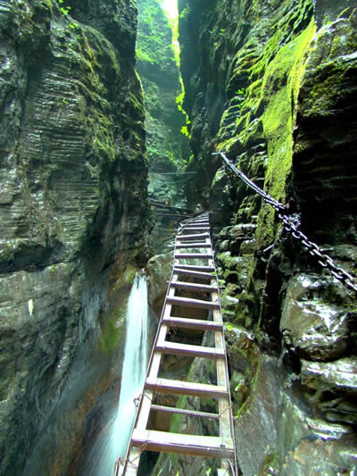 坐龙峡 坐龙峡风景区 古丈县旅游景点